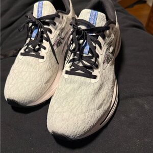 Brooks Men's Adrenaline GTS 23 Running Shoes